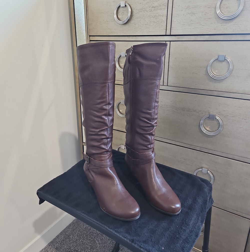 Array Over-the-Knee Brown Leather Boots